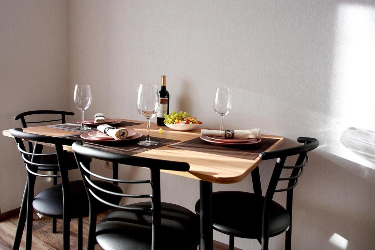 Apartament Vasilya Porika 48 Street Vinnytsya,Ukraine วินนิตซา ภายนอก รูปภาพ