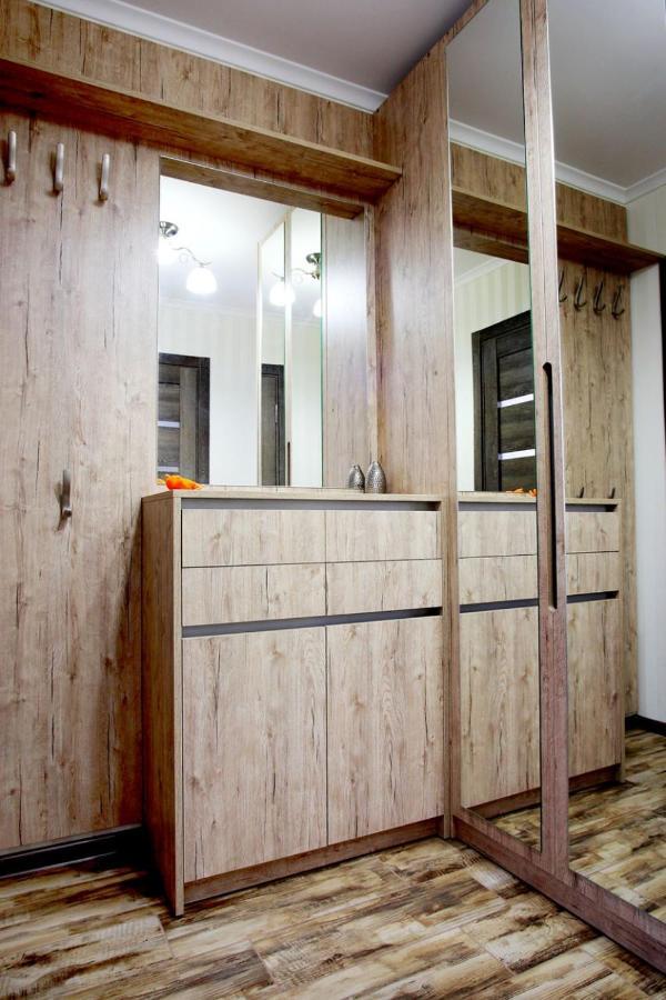 Apartament Vasilya Porika 48 Street Vinnytsya,Ukraine วินนิตซา ภายนอก รูปภาพ